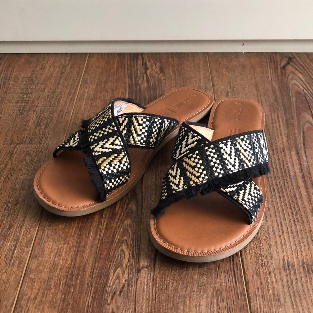 Toms slides
